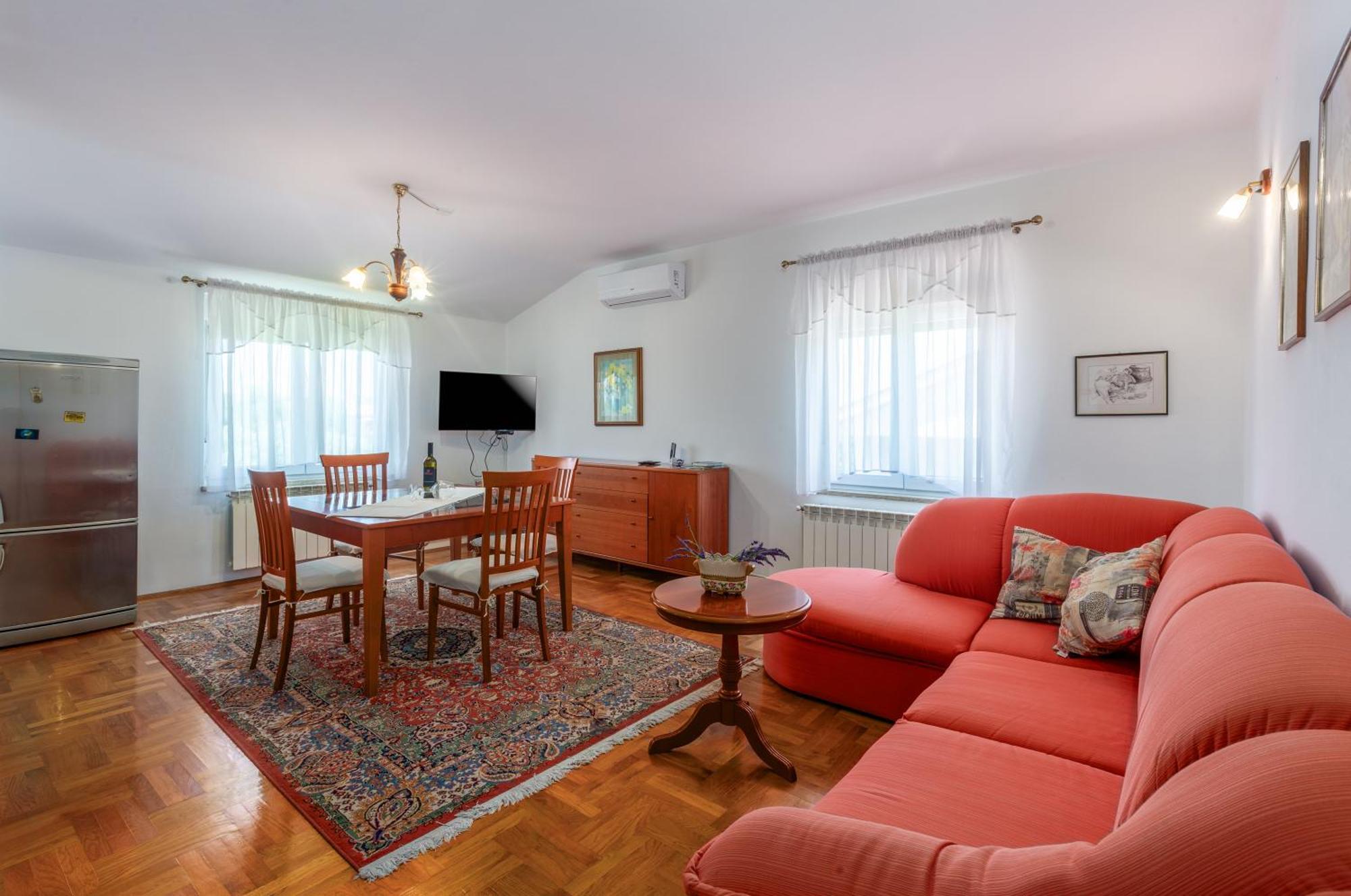 Anica Stinjan Apartment *